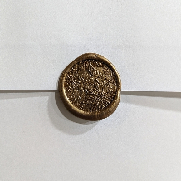 10 Premade Half Wax Seal Envelope Authentic Hand-Poured Adhesive Gold Foil 5x7 - Picture 2 of 5